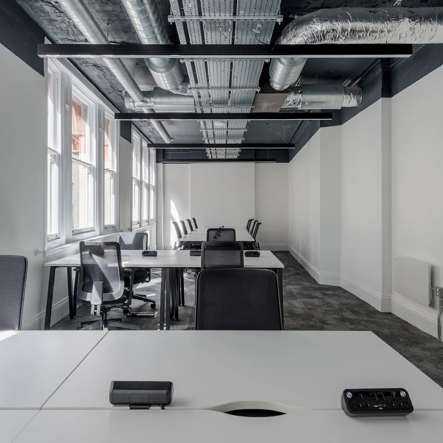 Boutique Workplace Lime Street  Private Office Product Image